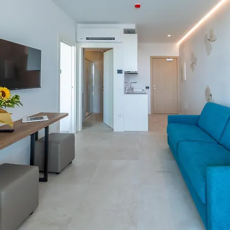 מלון דירות Panorama 3*