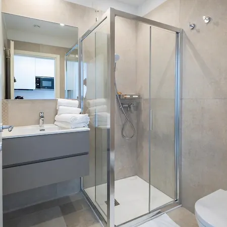 מלון דירות Panorama ביביונה