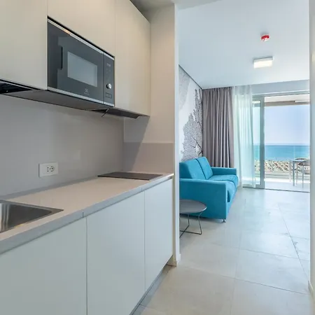 Panorama מלון דירות 3*