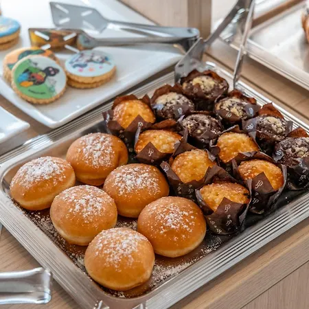 מלון דירות Panorama 3*