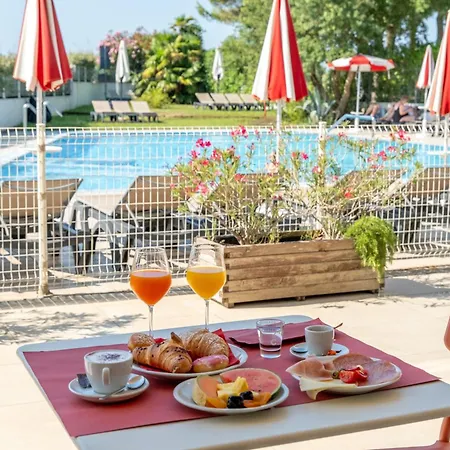 מלון דירות Panorama ביביונה