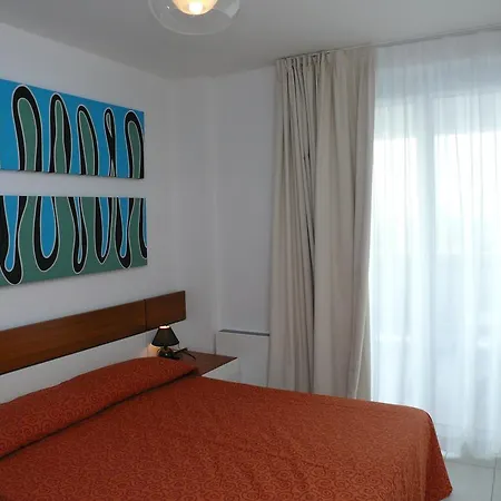 מלון דירות Panorama ביביונה