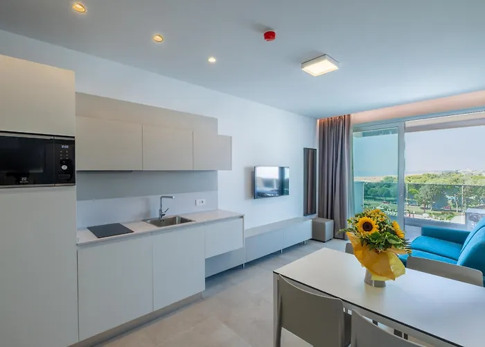 Aparthotel Panorama Beach 3*