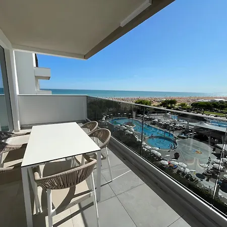 Aparthotel Panorama Beach