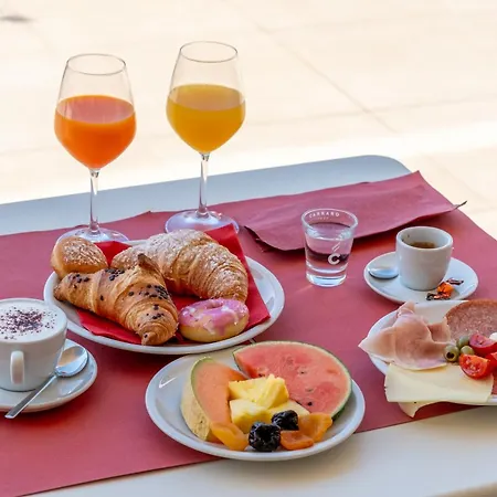 Panorama アパートホテル 3*